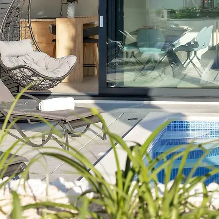 Lulani Pool Apartman
