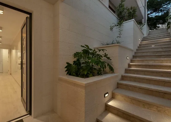 Apartmán Lulani Pool *