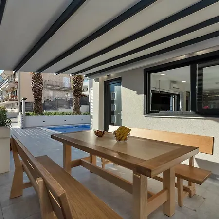 Lulani Pool 马卡尔斯卡