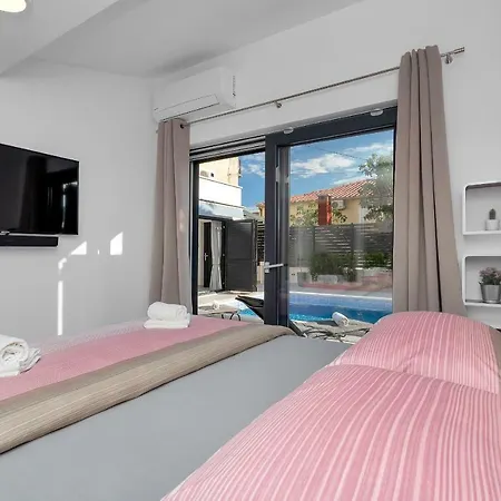 公寓 Lulani Pool *