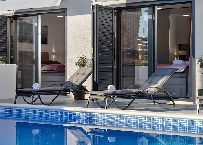 Lulani Pool Lejlighed Makarska